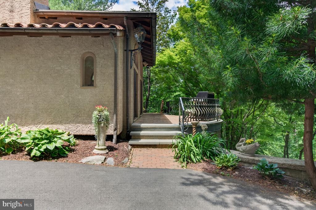 451 MILL CREEK ROAD
