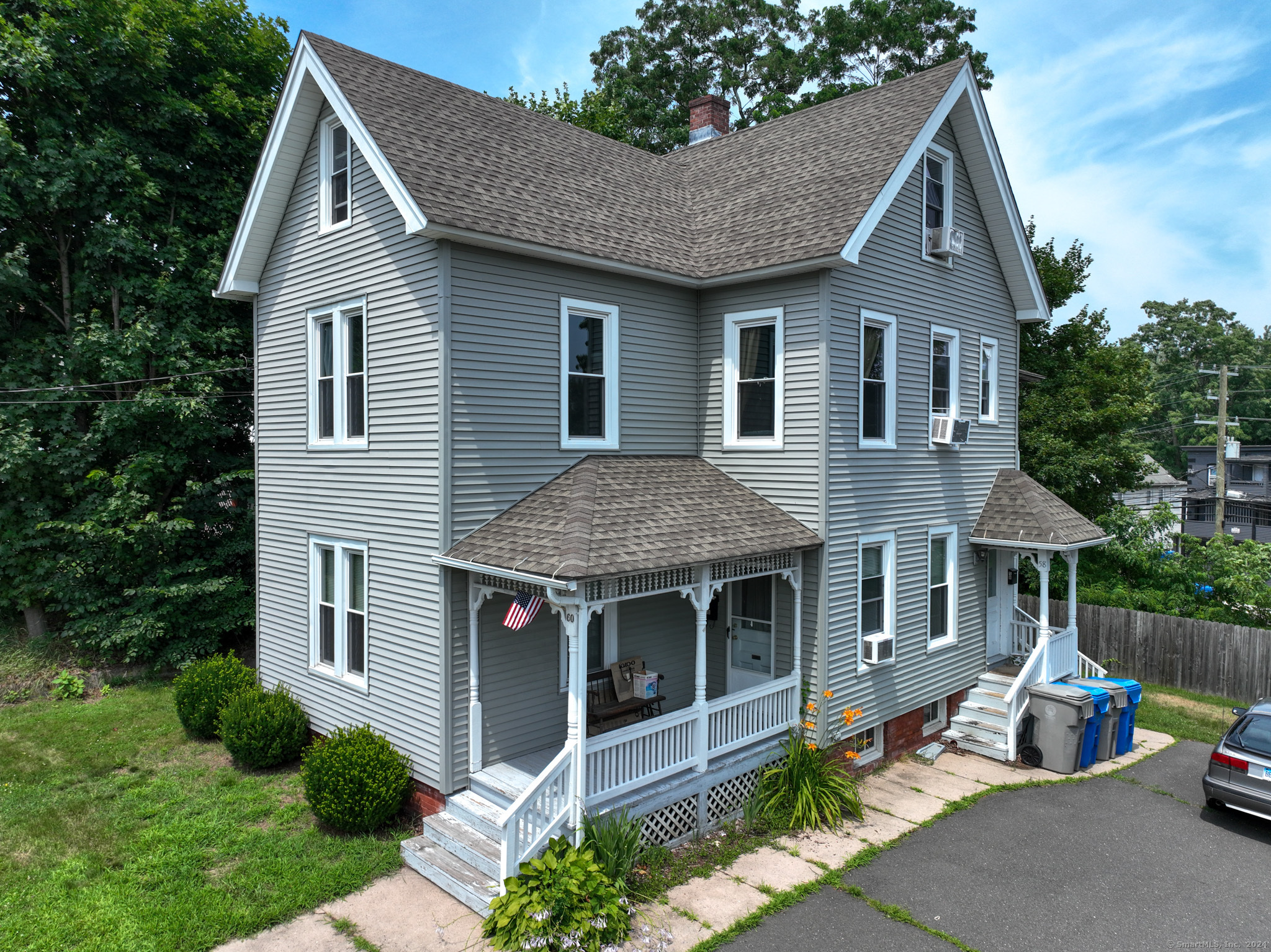 60 Divinity Street