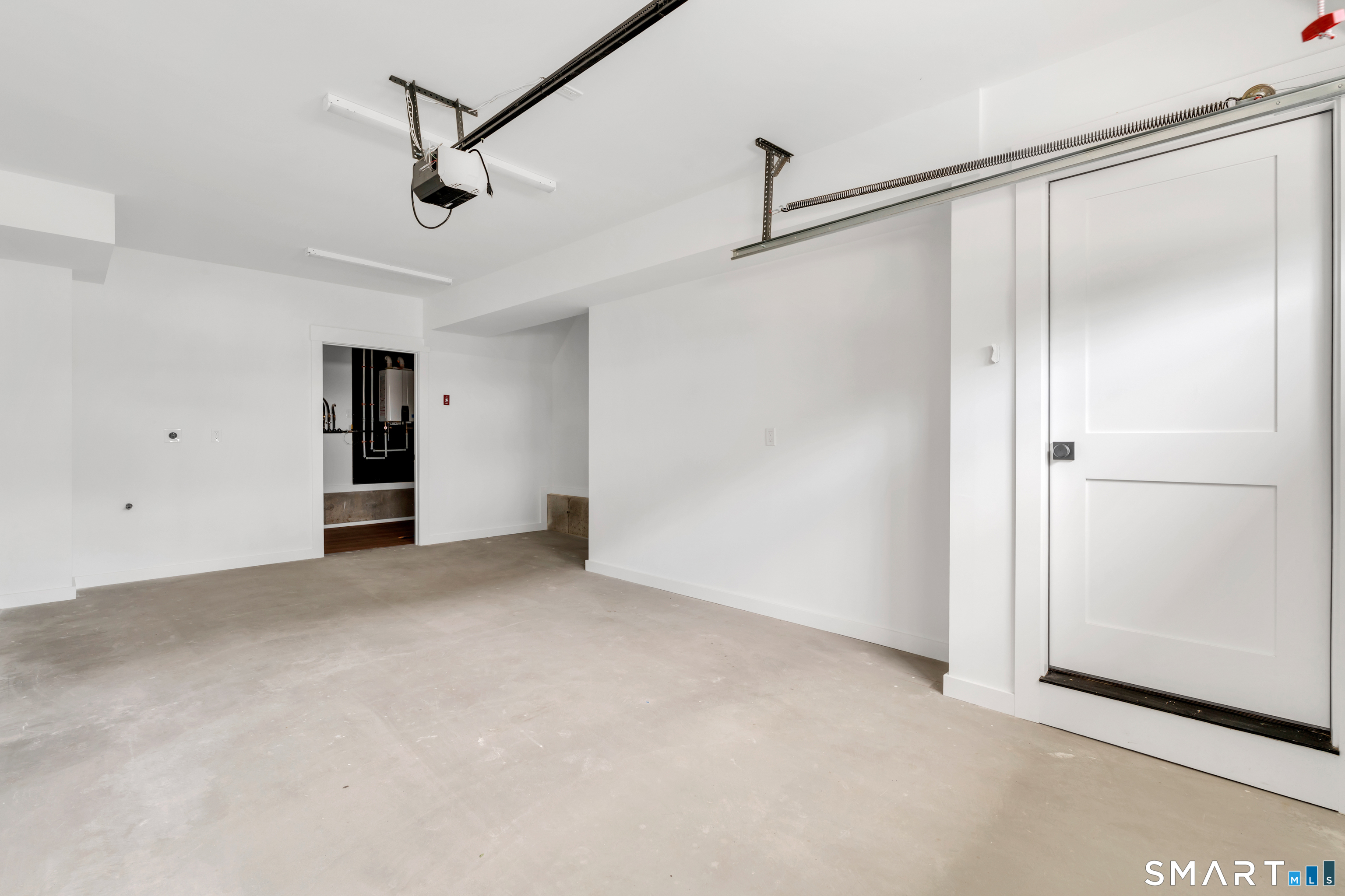 843 North Street Unit: M2