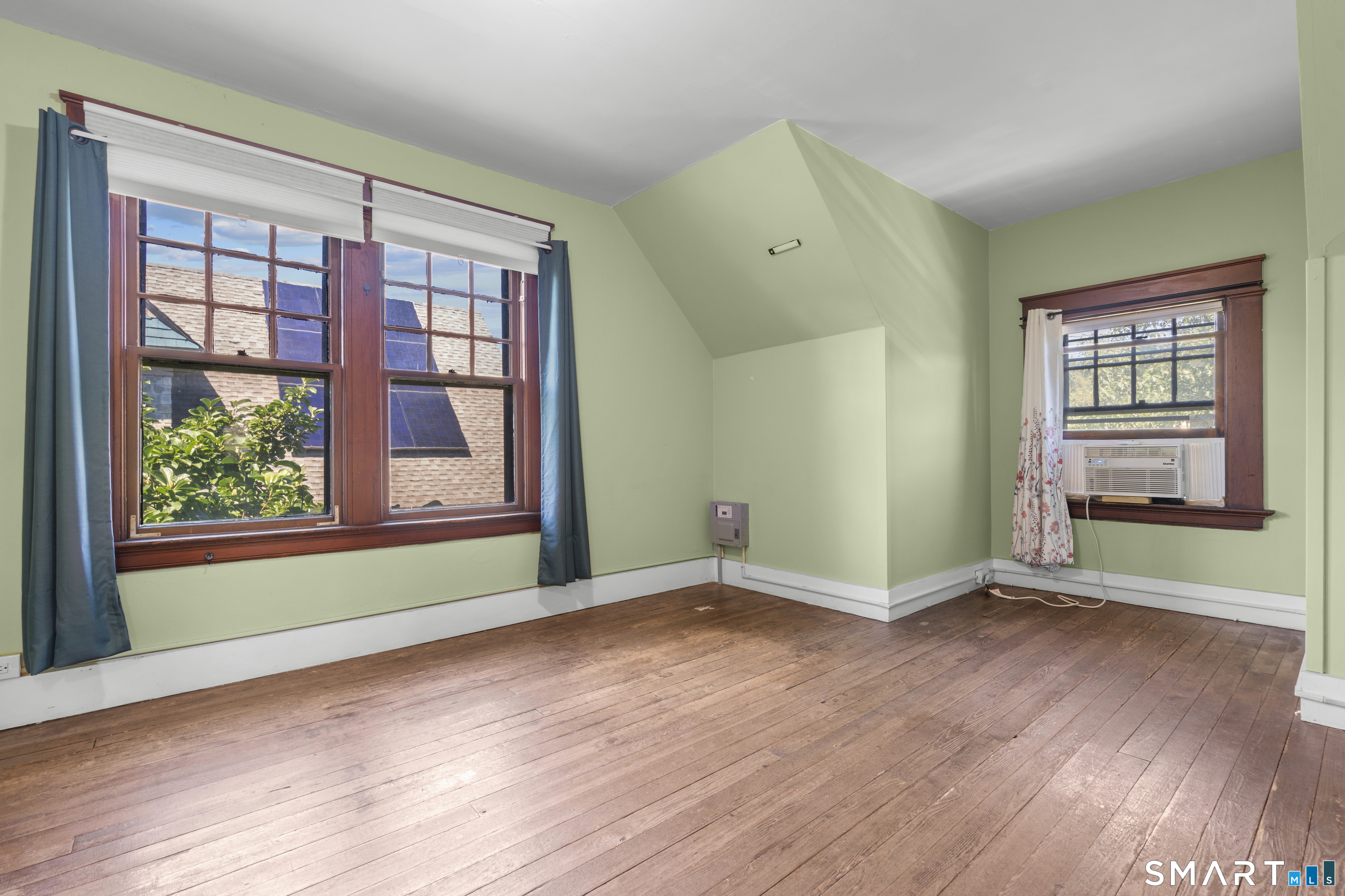 178 Cold Spring Street