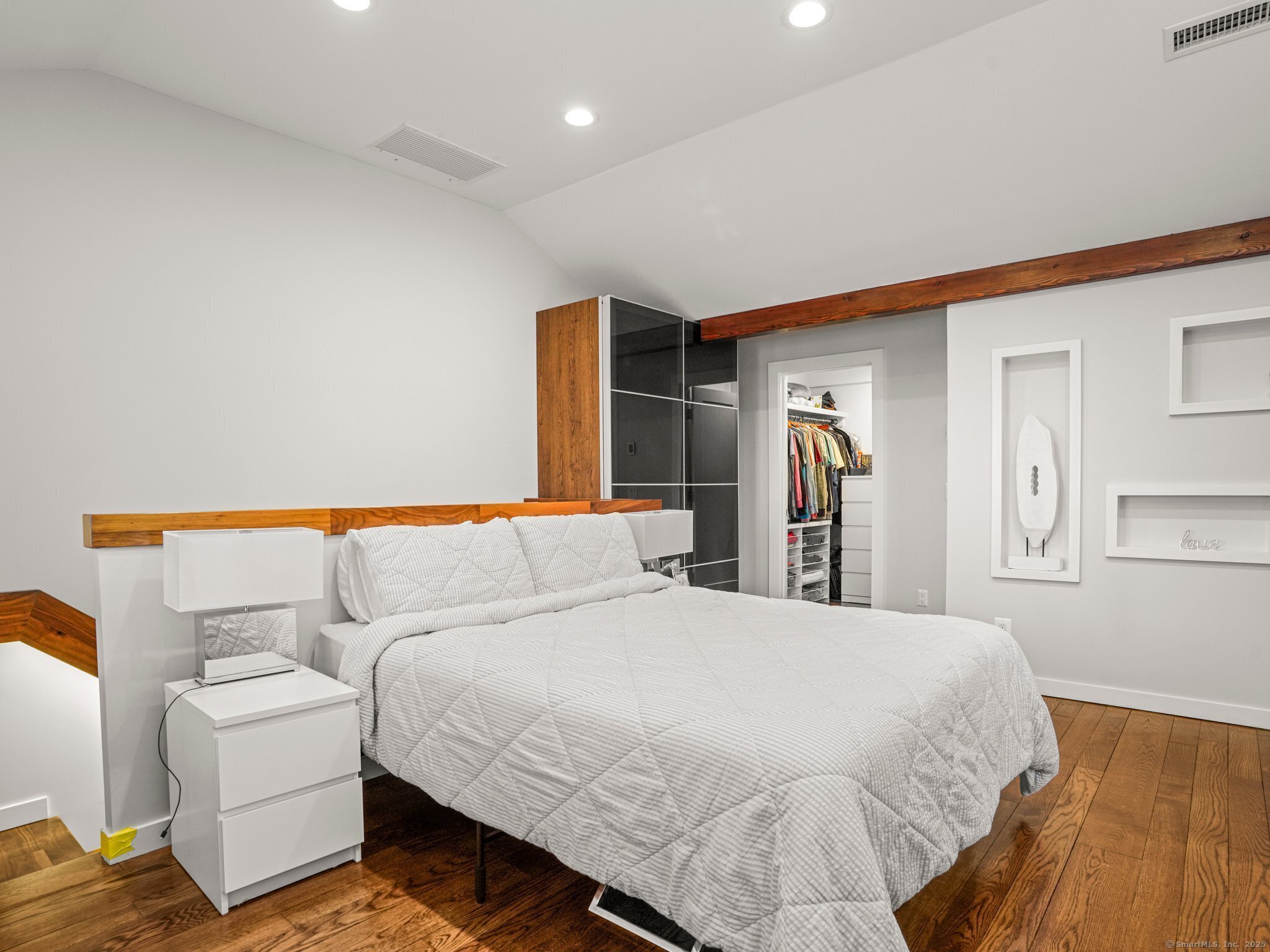 53 Waterbury Avenue