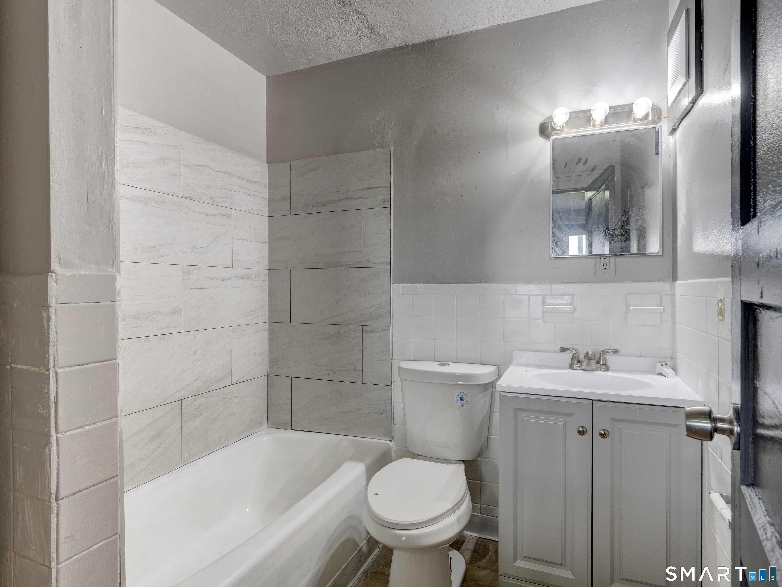 85-87 Spruce Street