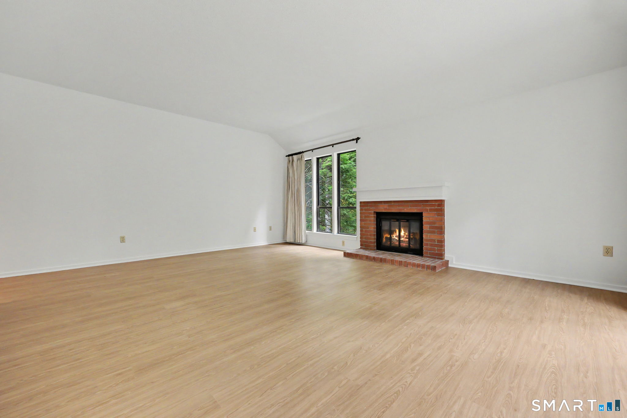 4 Heritage Crest Unit: C