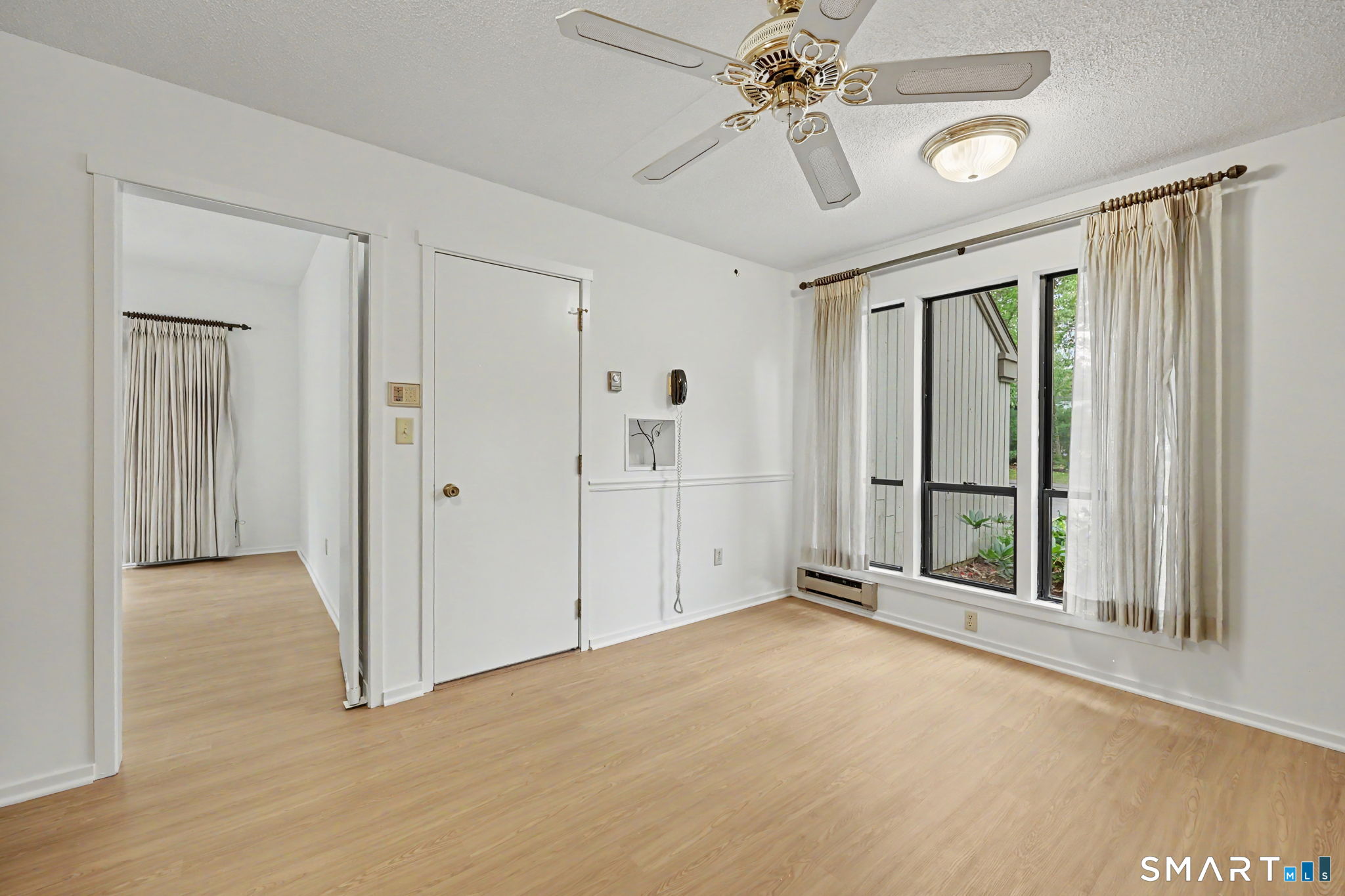 4 Heritage Crest Unit: C