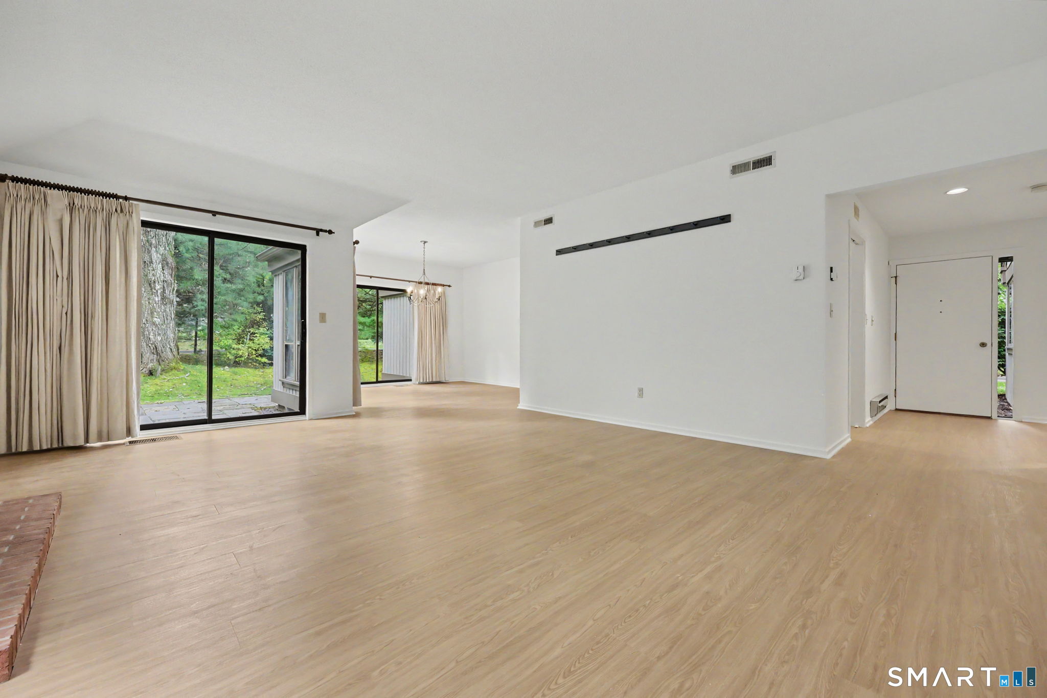 4 Heritage Crest Unit: C