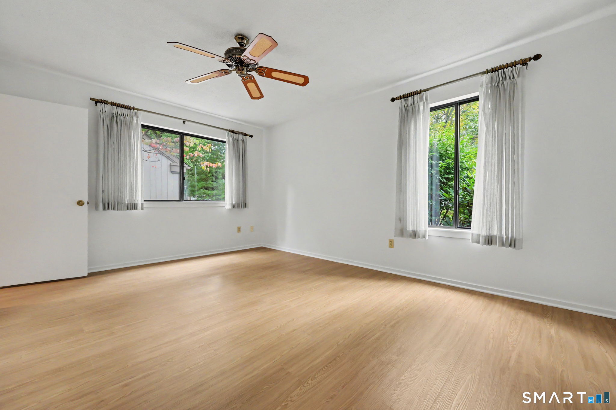 4 Heritage Crest Unit: C