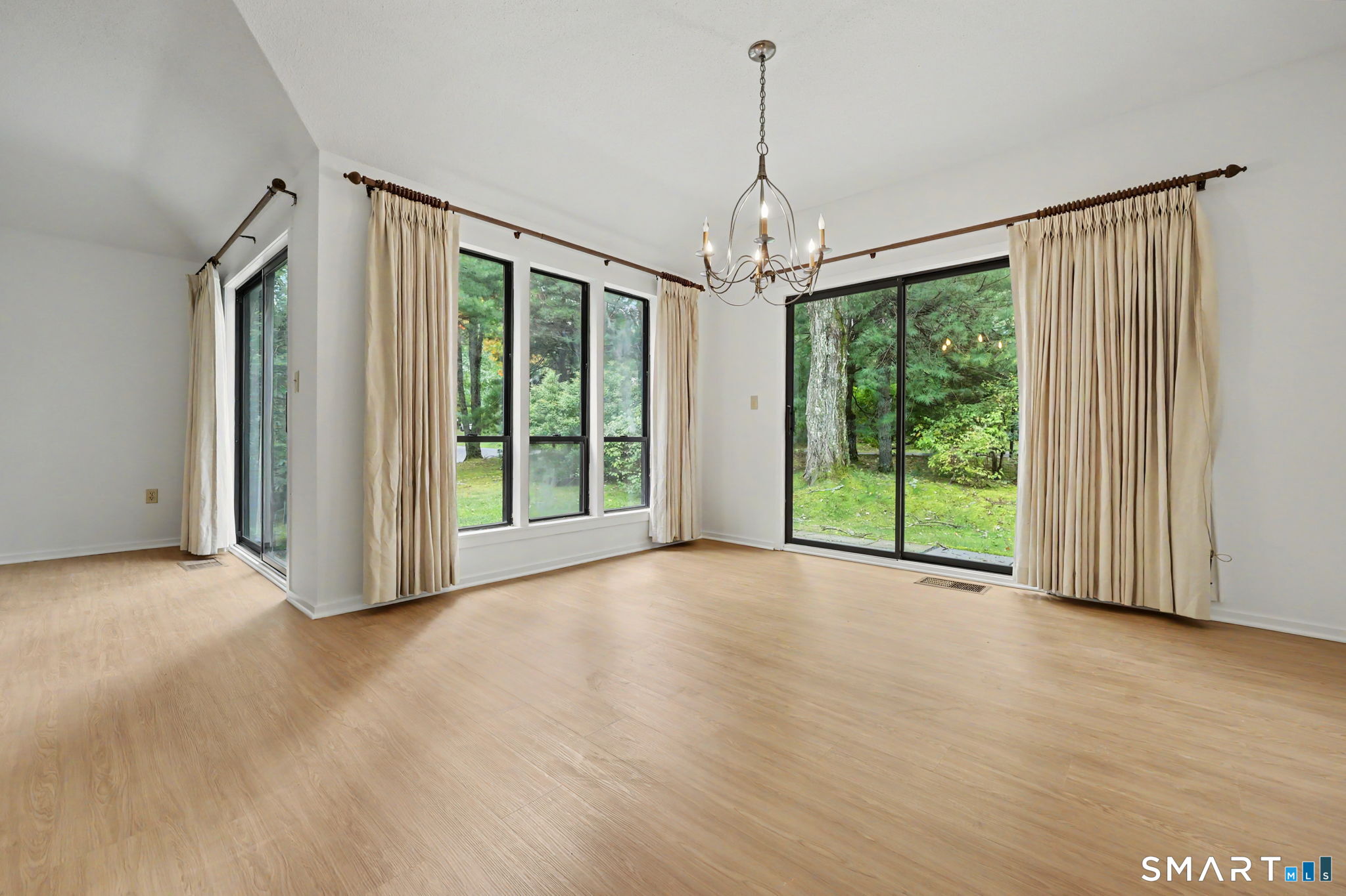 4 Heritage Crest Unit: C