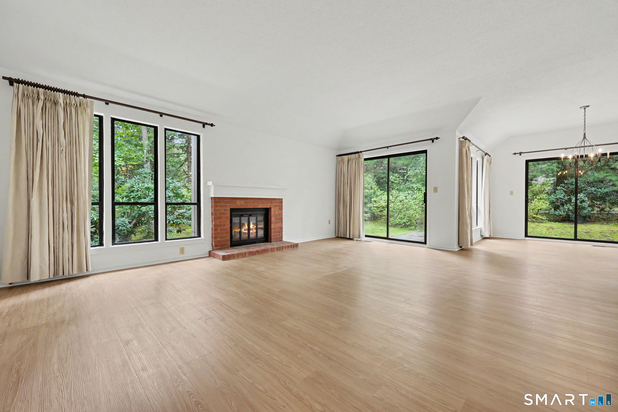 4 Heritage Crest Unit: C