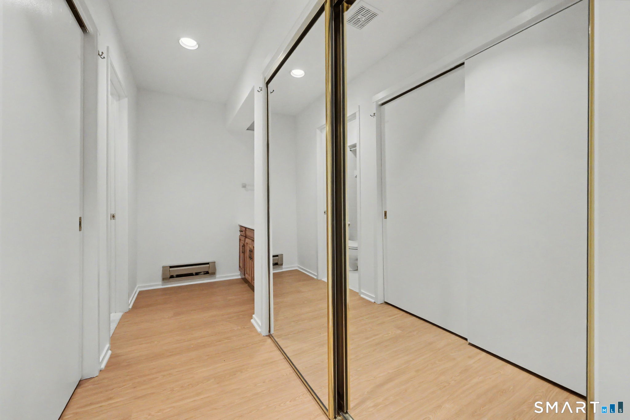 4 Heritage Crest Unit: C