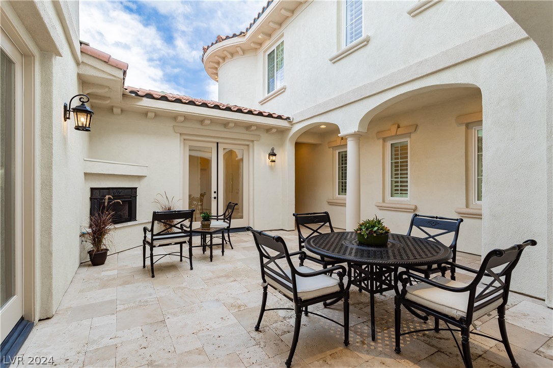 2037 Cherry Creek Circle