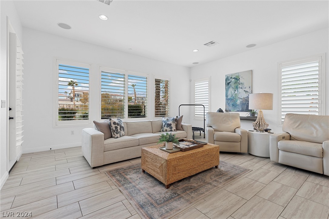 2037 Cherry Creek Circle