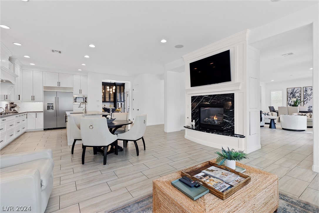 2037 Cherry Creek Circle