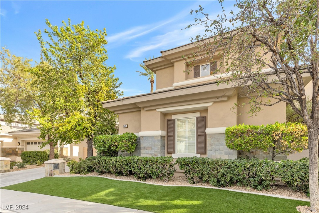 436 Pinnacle Heights Lane