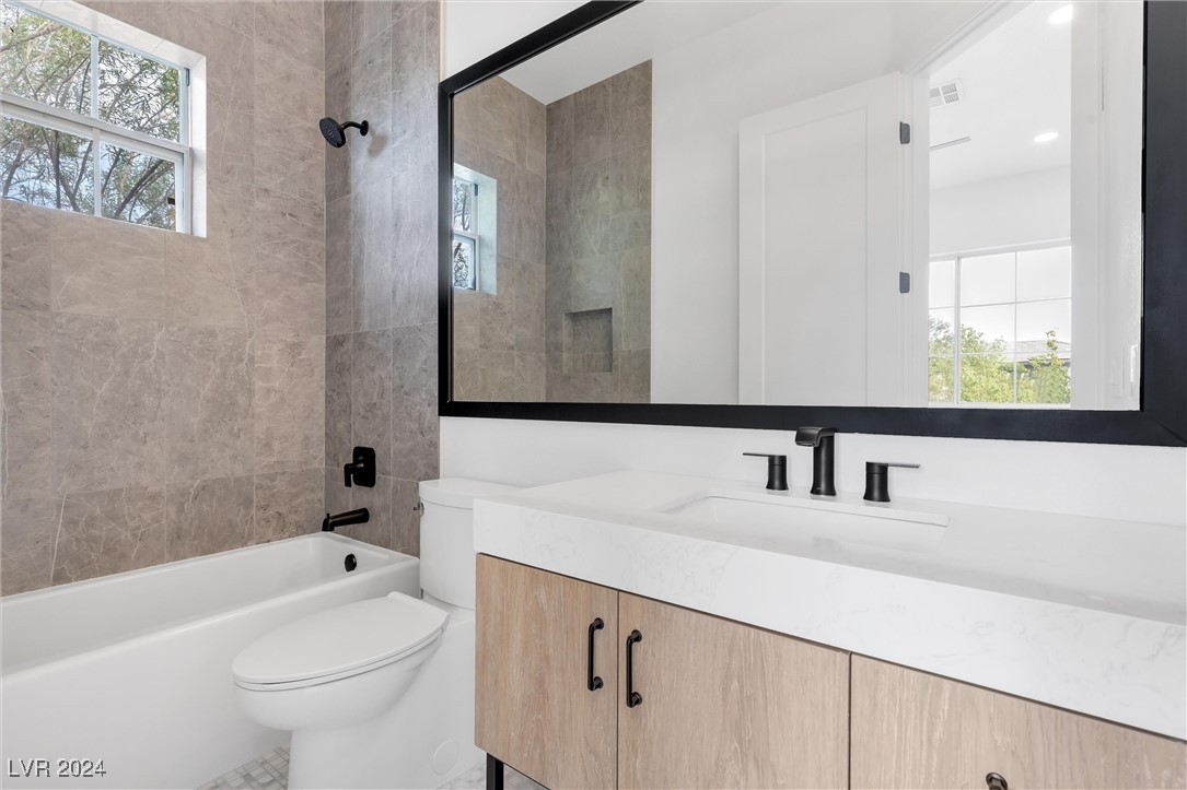 436 Pinnacle Heights Lane