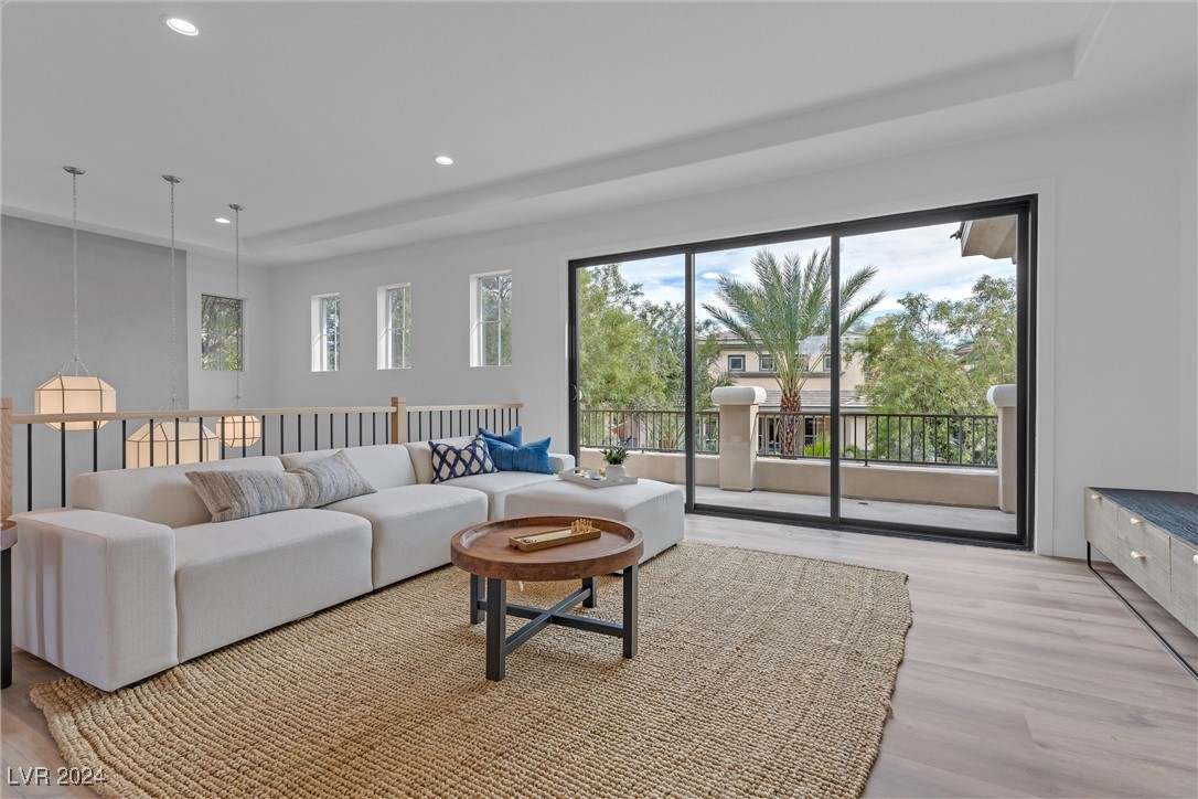 436 Pinnacle Heights Lane