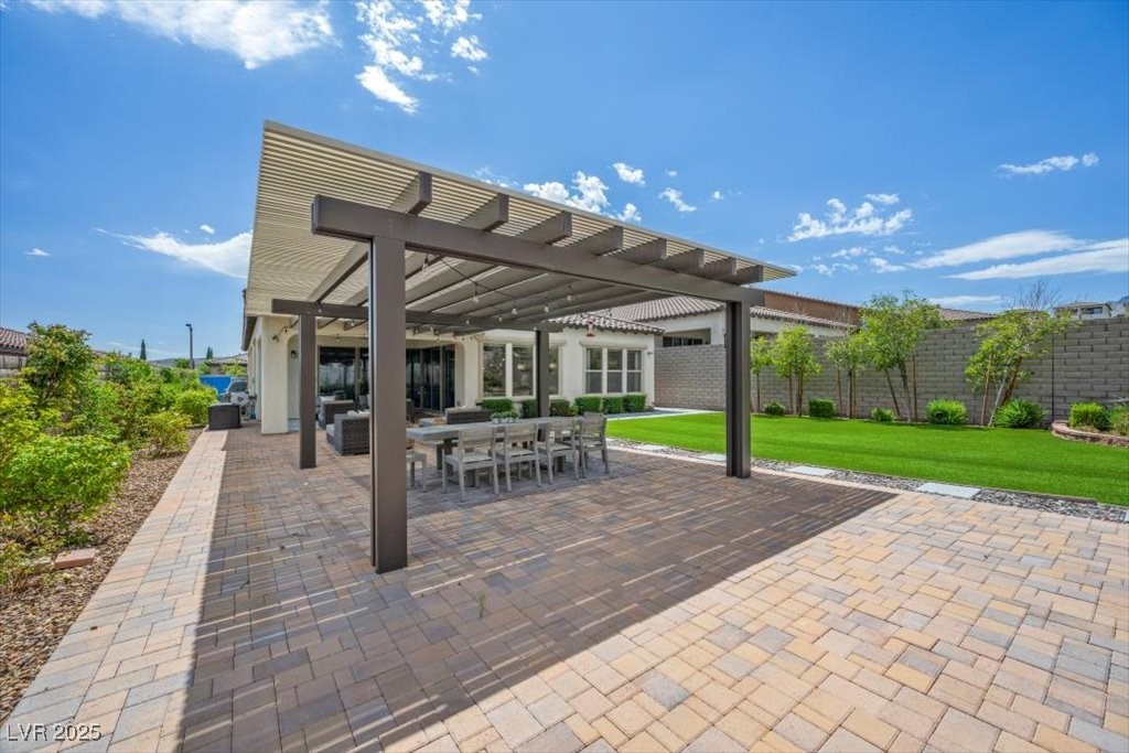 11820 Saverio Avenue