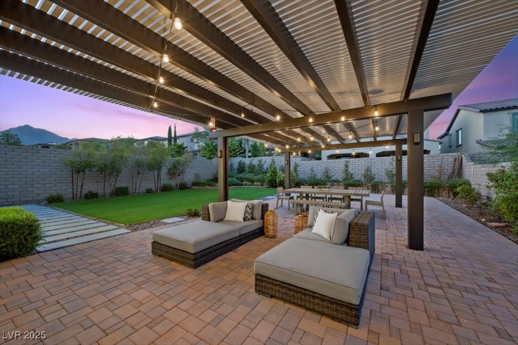 11820 Saverio Avenue