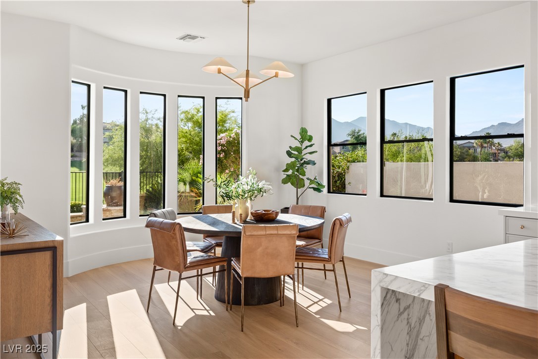 1987 ORCHARD MIST Street