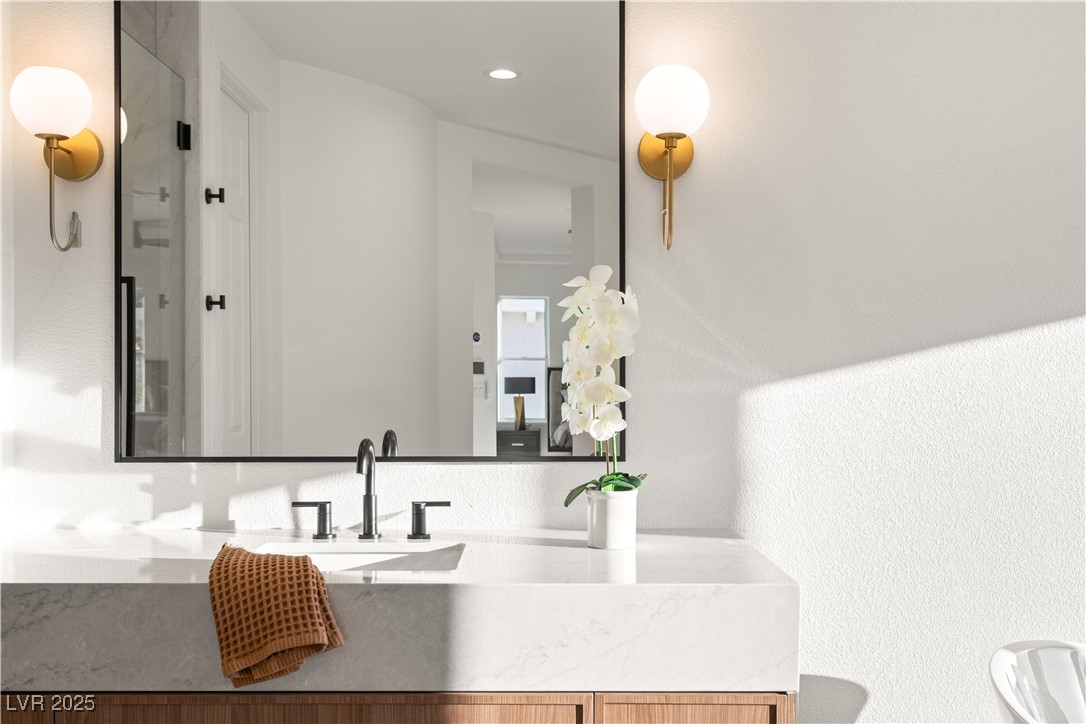 1987 ORCHARD MIST Street