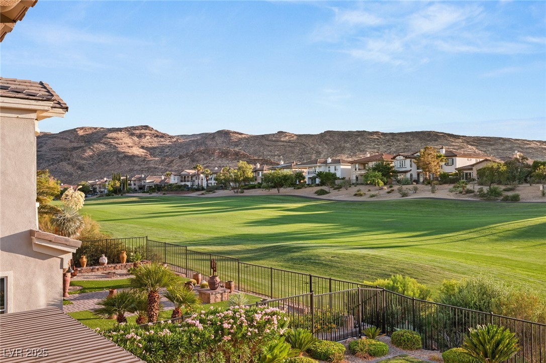 1987 ORCHARD MIST Street