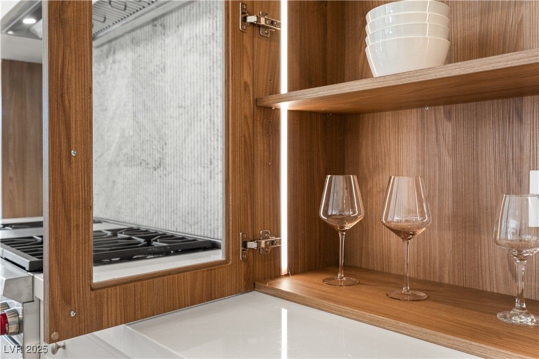 1987 ORCHARD MIST Street