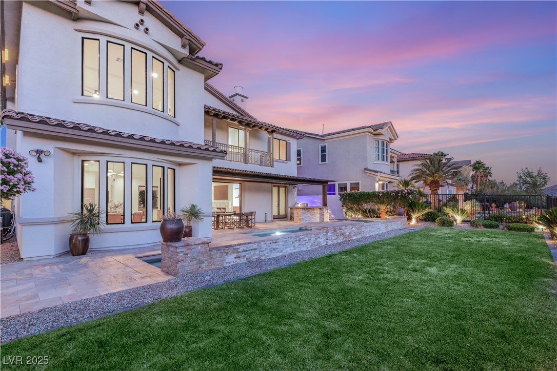 1987 ORCHARD MIST Street