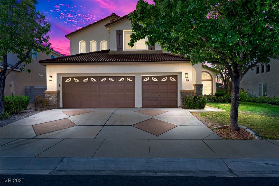 575 DUSTY PALMS Lane