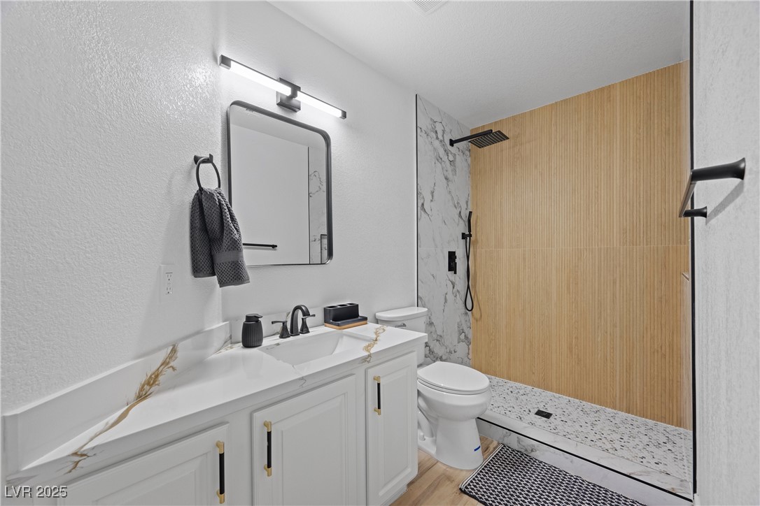 575 DUSTY PALMS Lane