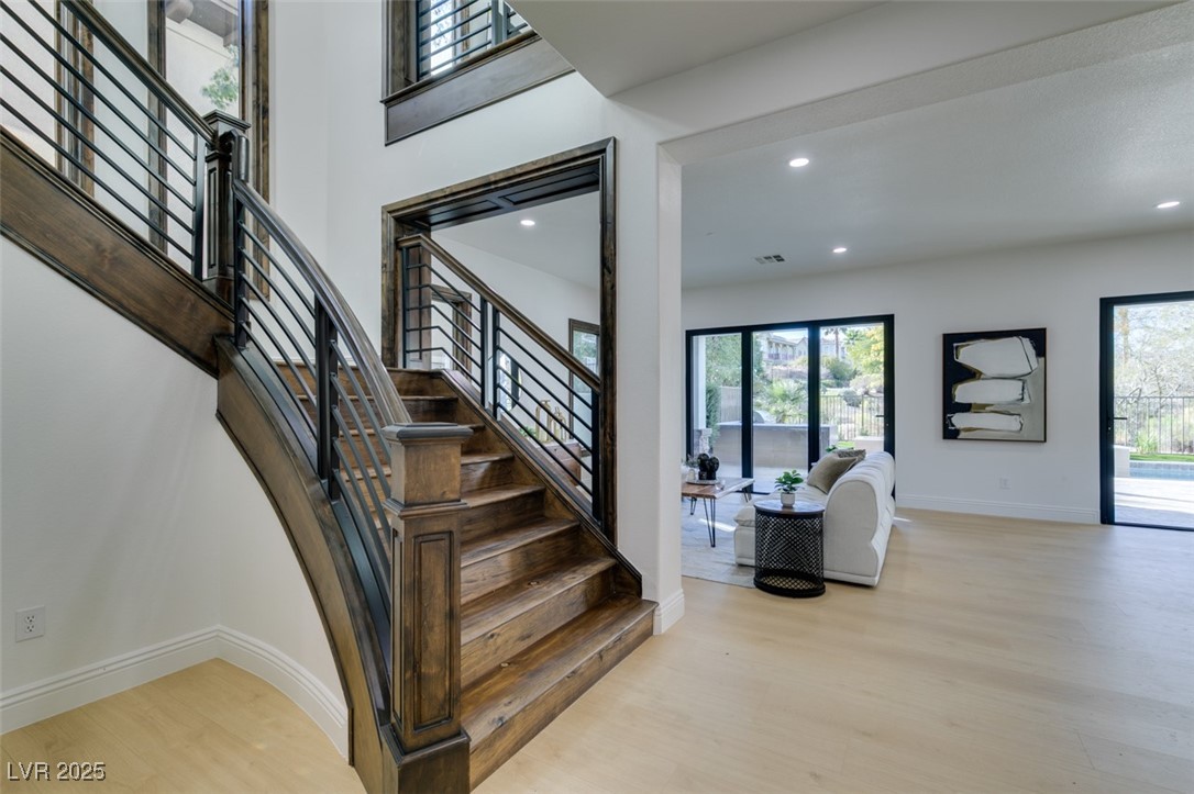 2215 Alcova Ridge Drive