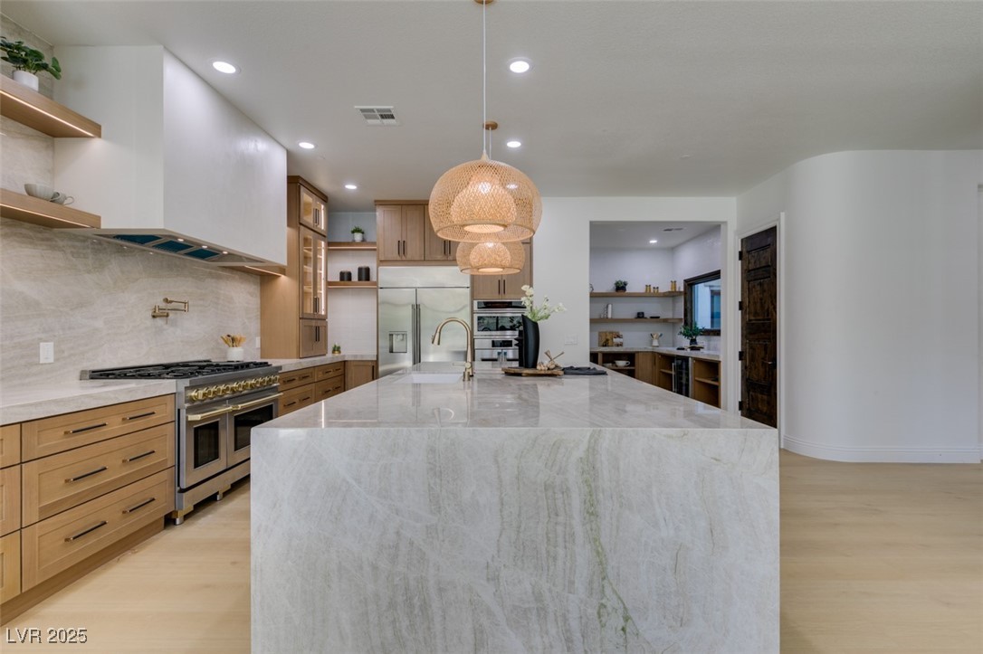 2215 Alcova Ridge Drive