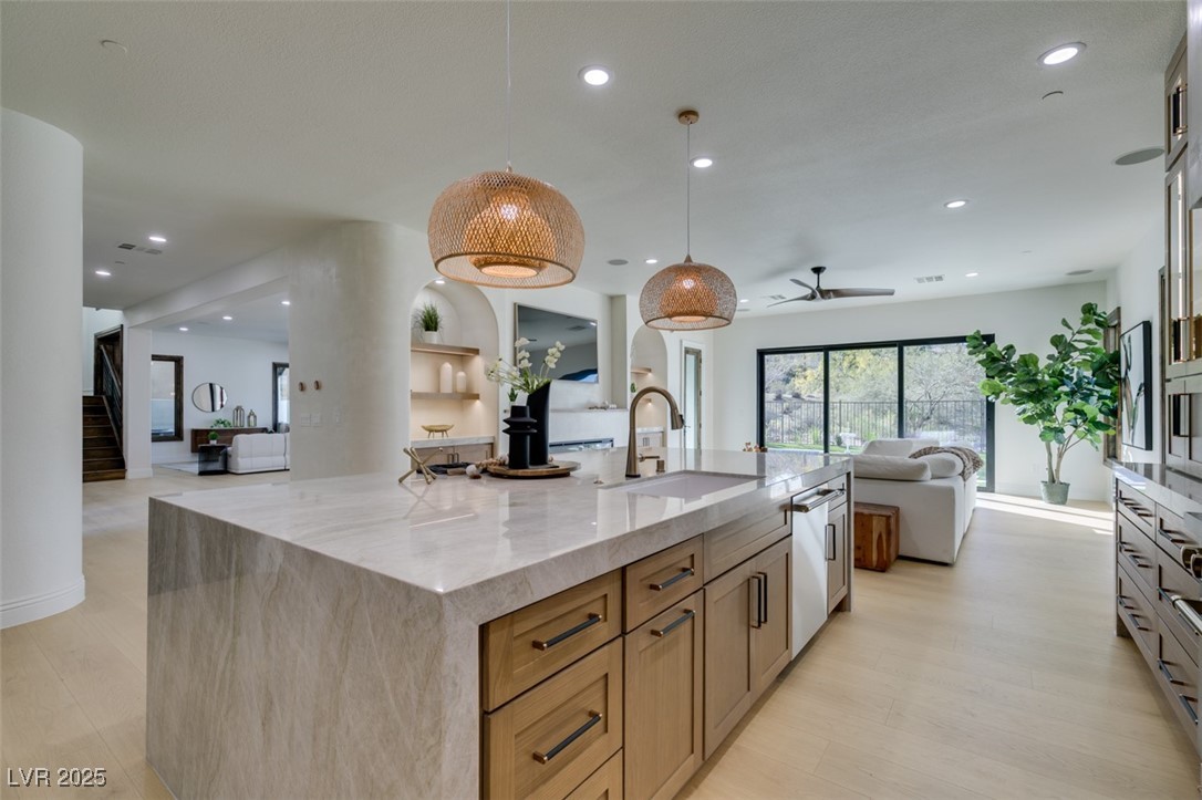 2215 Alcova Ridge Drive