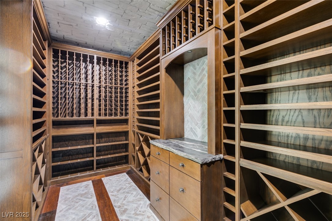 2215 Alcova Ridge Drive