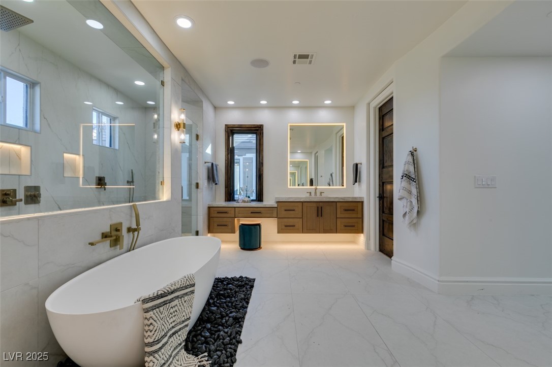 2215 Alcova Ridge Drive