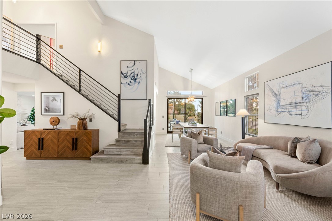 1916 Madagascar Lane