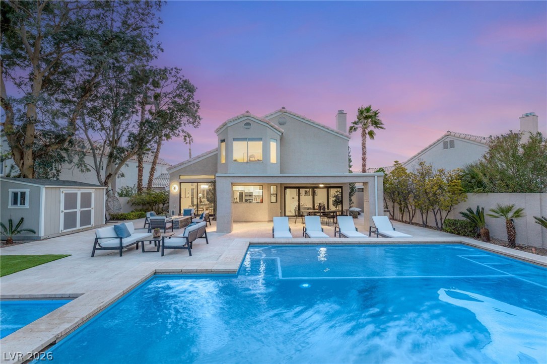 1916 Madagascar Lane