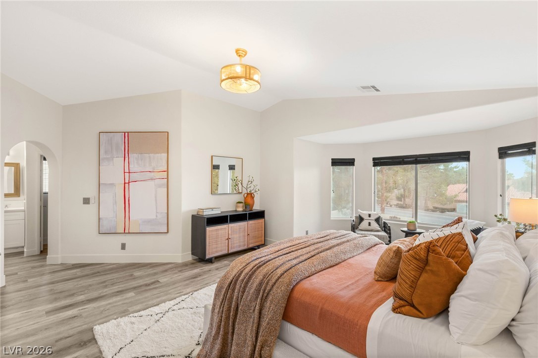 1916 Madagascar Lane