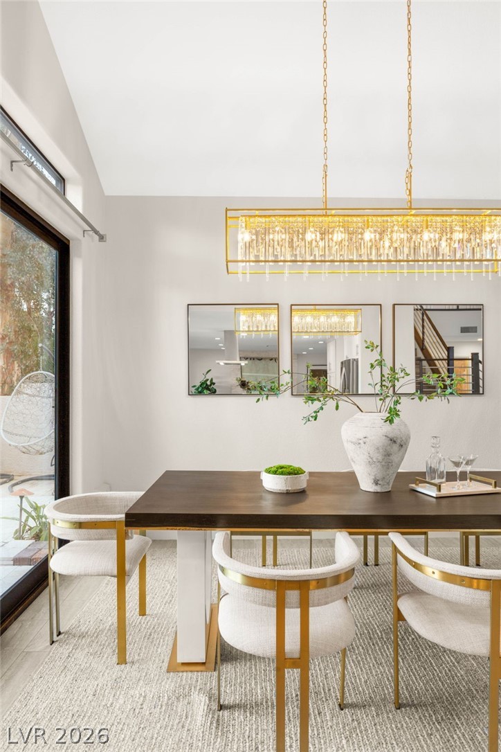 1916 Madagascar Lane