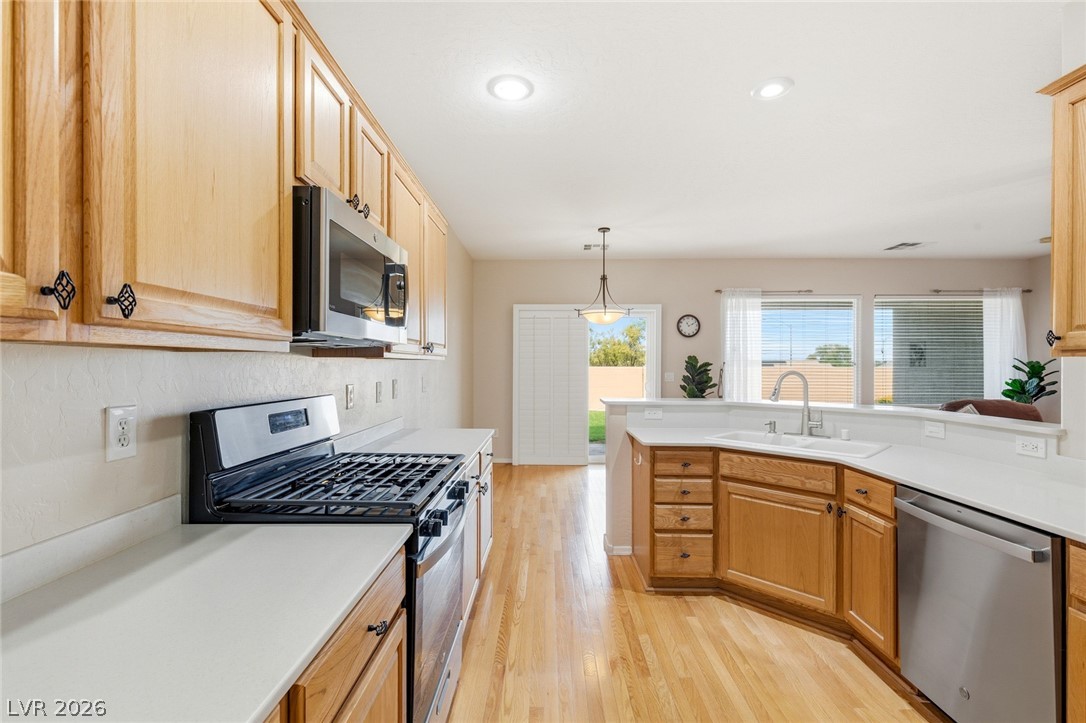2502 Stardust Valley Drive