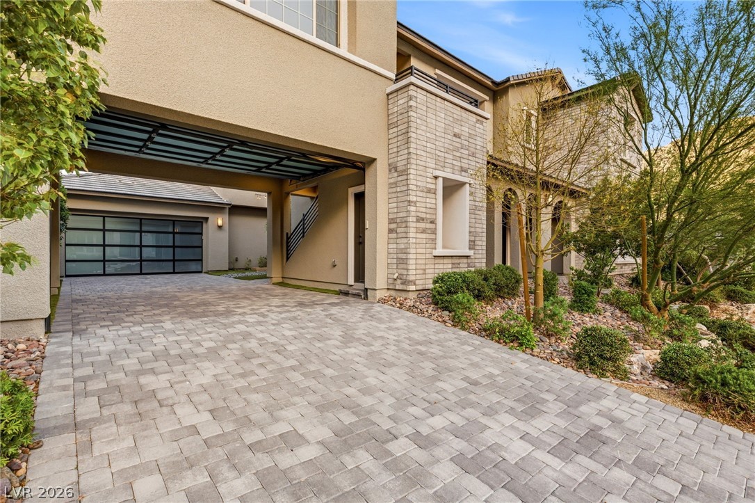 2916 The Peaks Lane