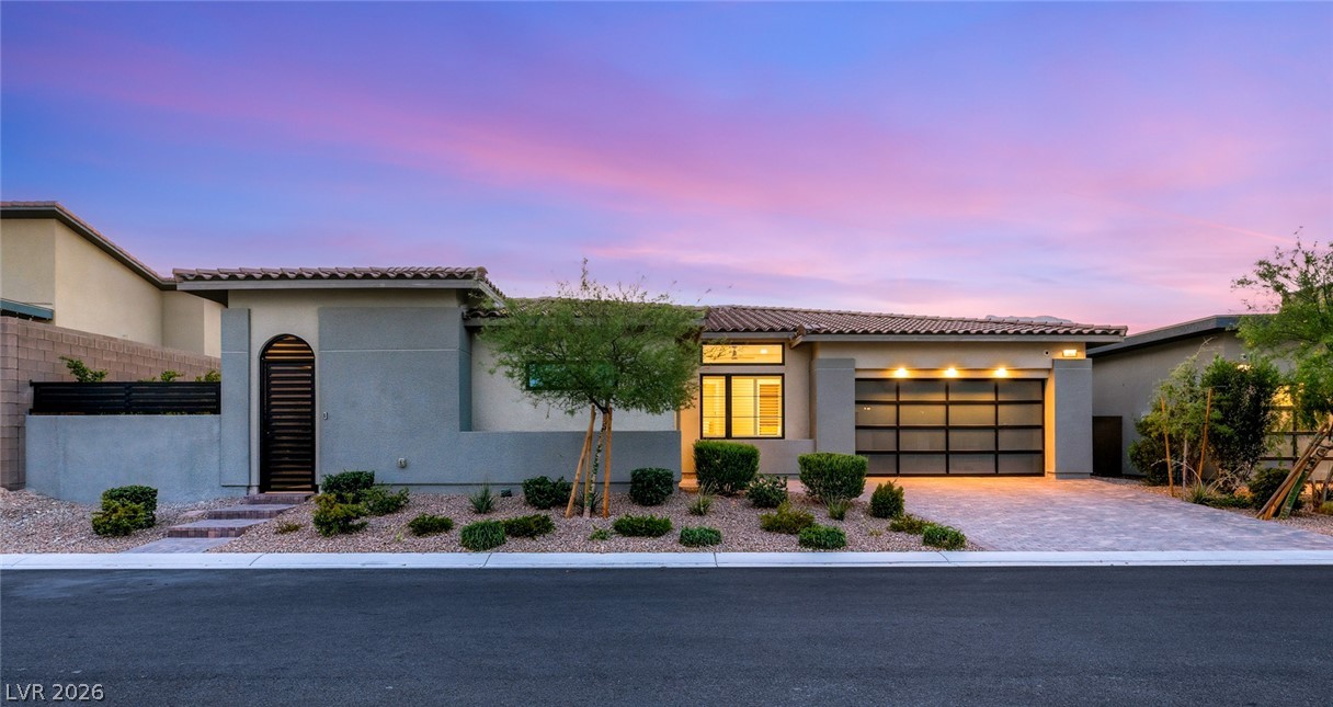 397 Vista Sunset Avenue