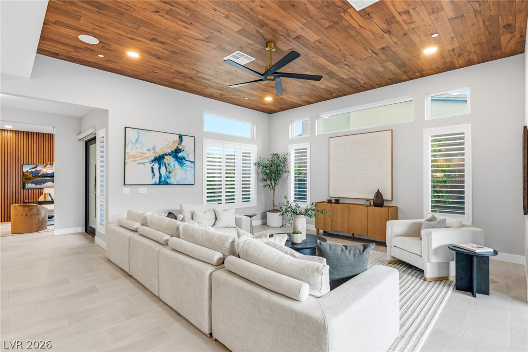 397 Vista Sunset Avenue