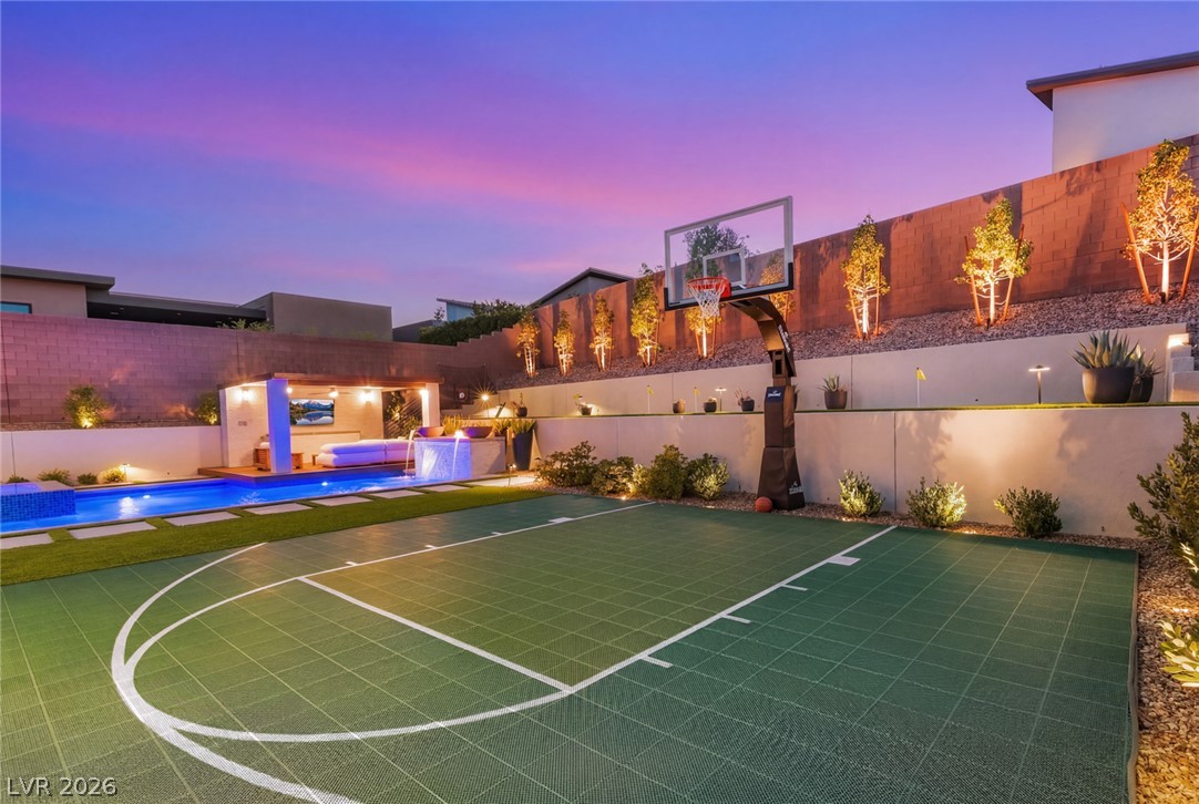 397 Vista Sunset Avenue