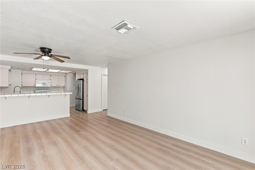 9337 Mist Flower Circle