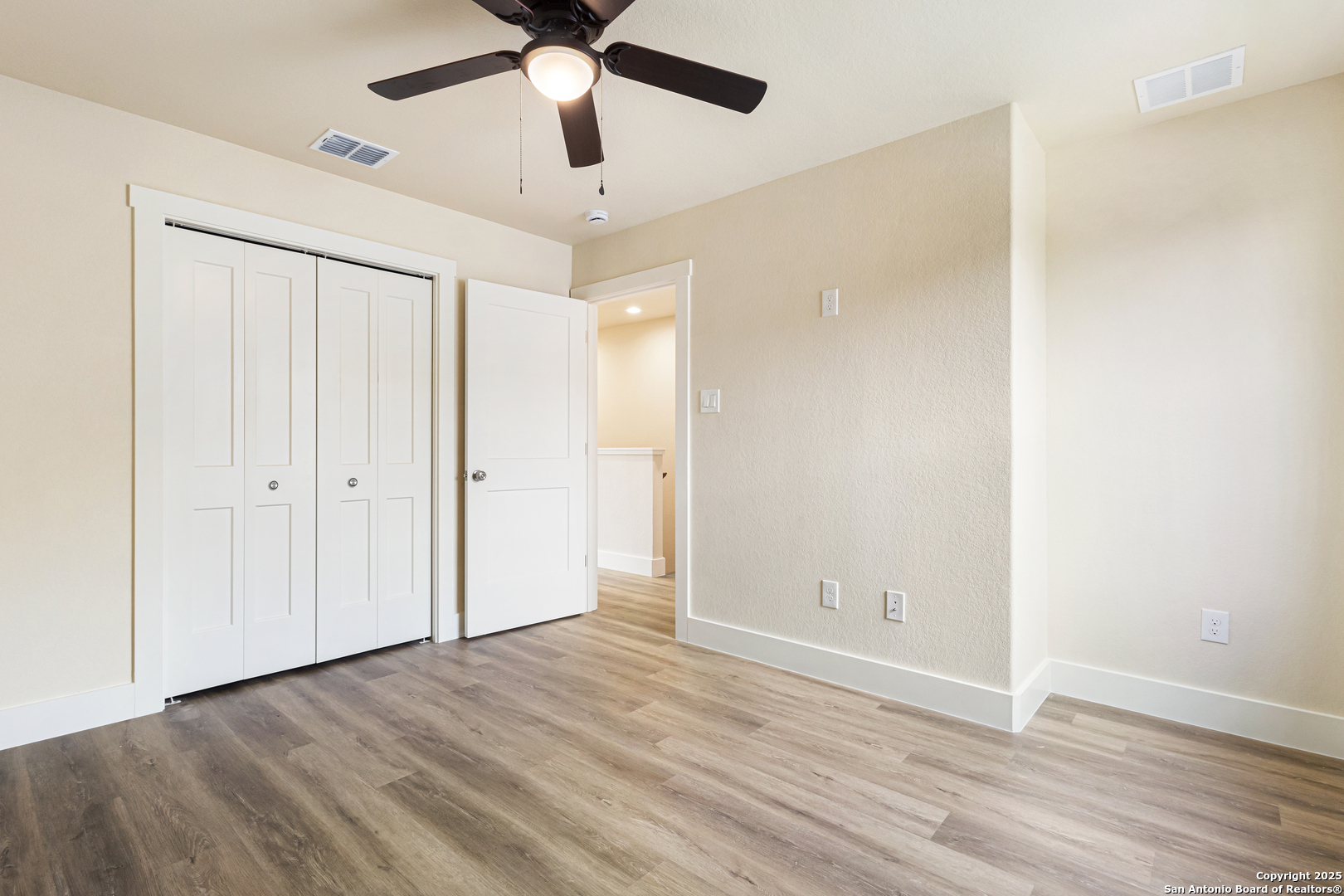302 Riley Way