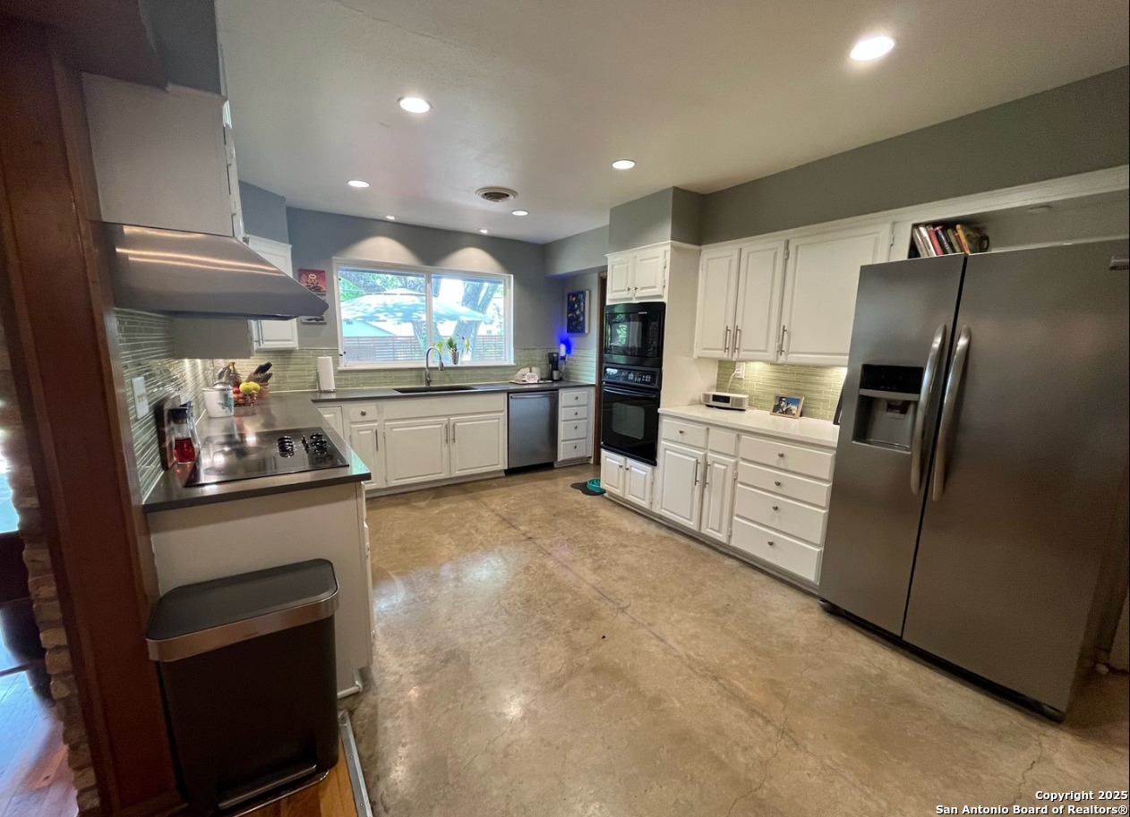 2710 Marlborough