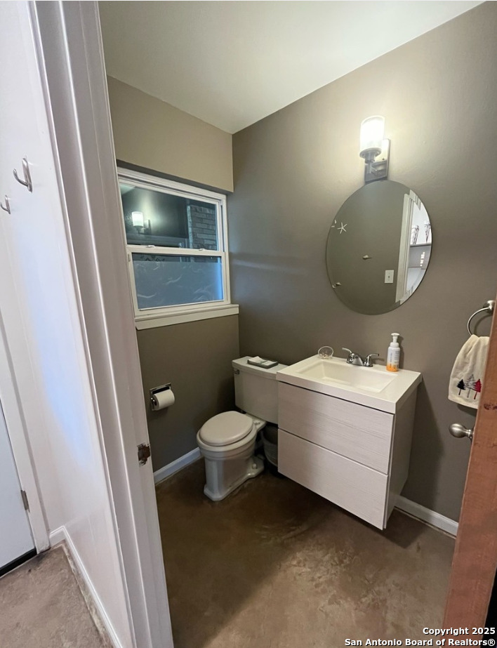 2710 Marlborough