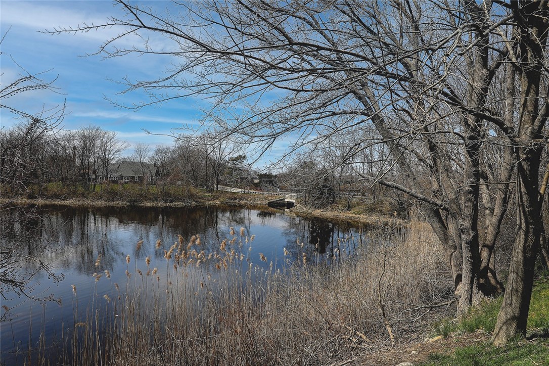 511 Child Street 102