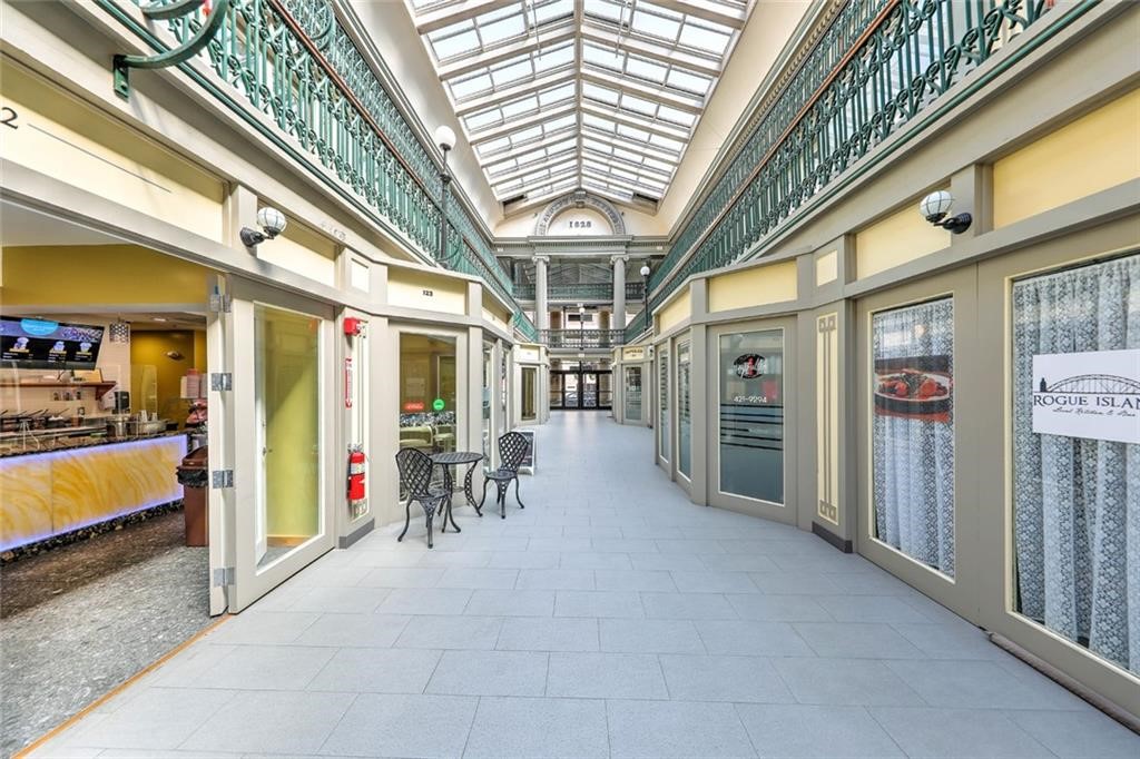 65 Weybosset Street 202