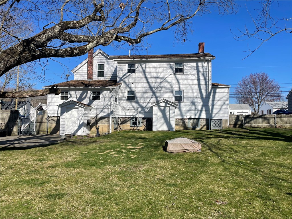 348 Market St