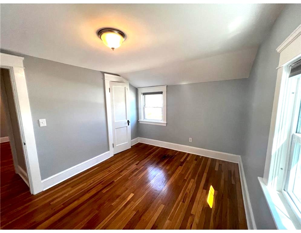 348 Market St